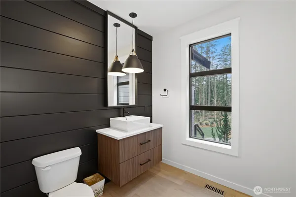 $2,249,000 | 29816 Southeast Lake Retreat N Drive, Ravensdale, WA 98051