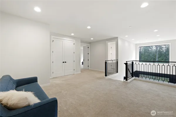 $2,249,000 | 29816 Southeast Lake Retreat N Drive, Ravensdale, WA 98051