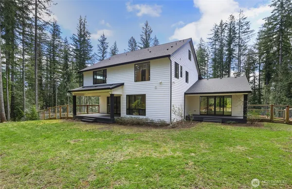 $2,249,000 | 29816 Southeast Lake Retreat N Drive, Ravensdale, WA 98051