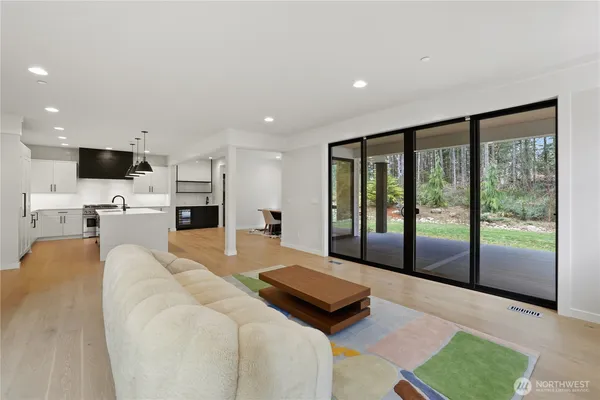 $2,249,000 | 29816 Southeast Lake Retreat N Drive, Ravensdale, WA 98051