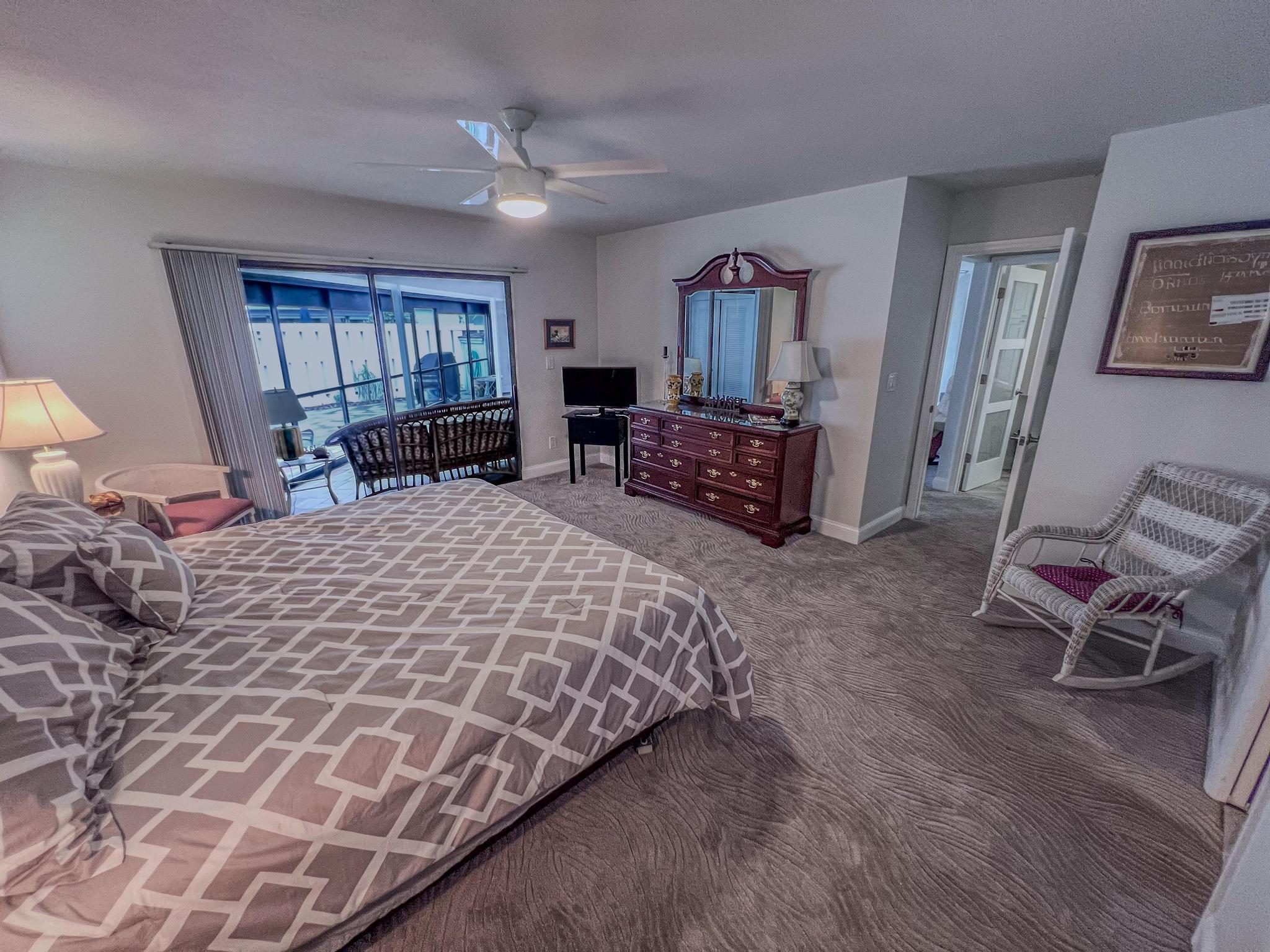 1127 East Seminole Avenue, Unit 11B Jupiter, FL 33477 - Photo 15 of 33 primary bedroom