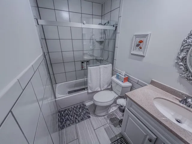 $6,500 | 1127 East Seminole Avenue, Unit 11B, Jupiter, FL 33477