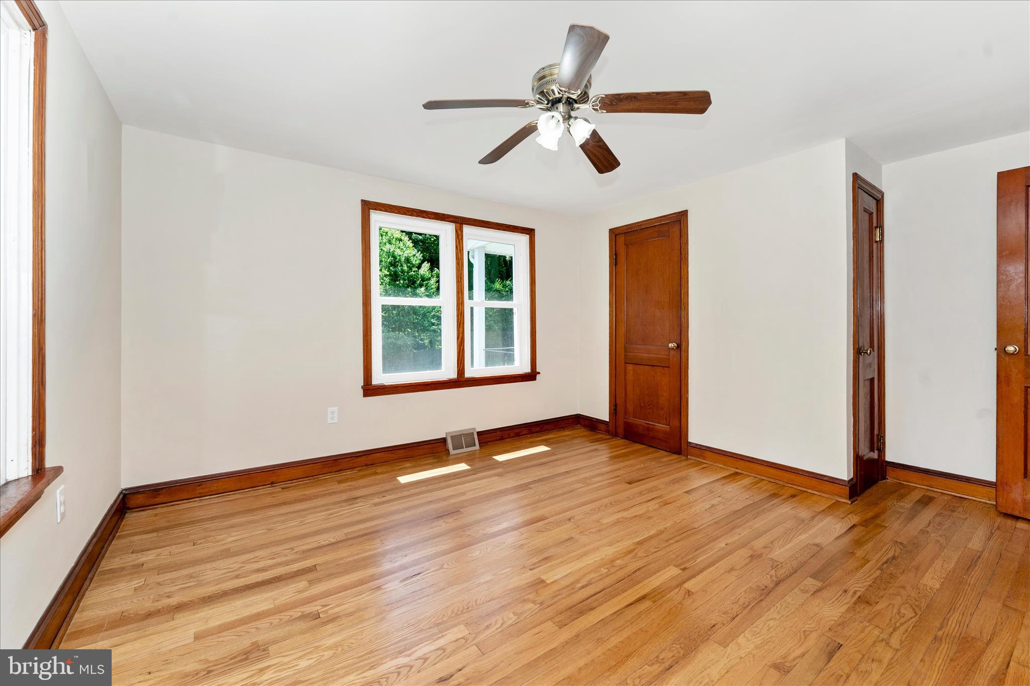 7716 Edgewood Church Road Frederick, MD 21702 - Photo 16 of 56 Primary Bedroom