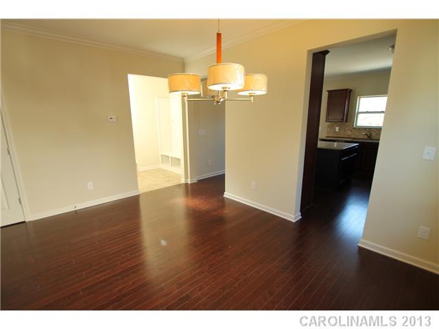 703 Rook Road, Unit 37 Charlotte, NC 28216 - Photo 3 of 15