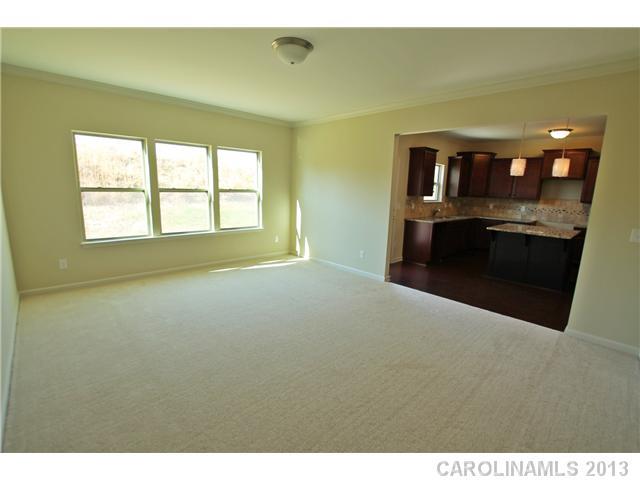 703 Rook Road, Unit 37 Charlotte, NC 28216 - Photo 5 of 15