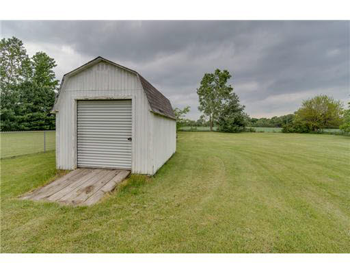 25161 Layton Road North Liberty, IN 46554 - Photo 23 of 24