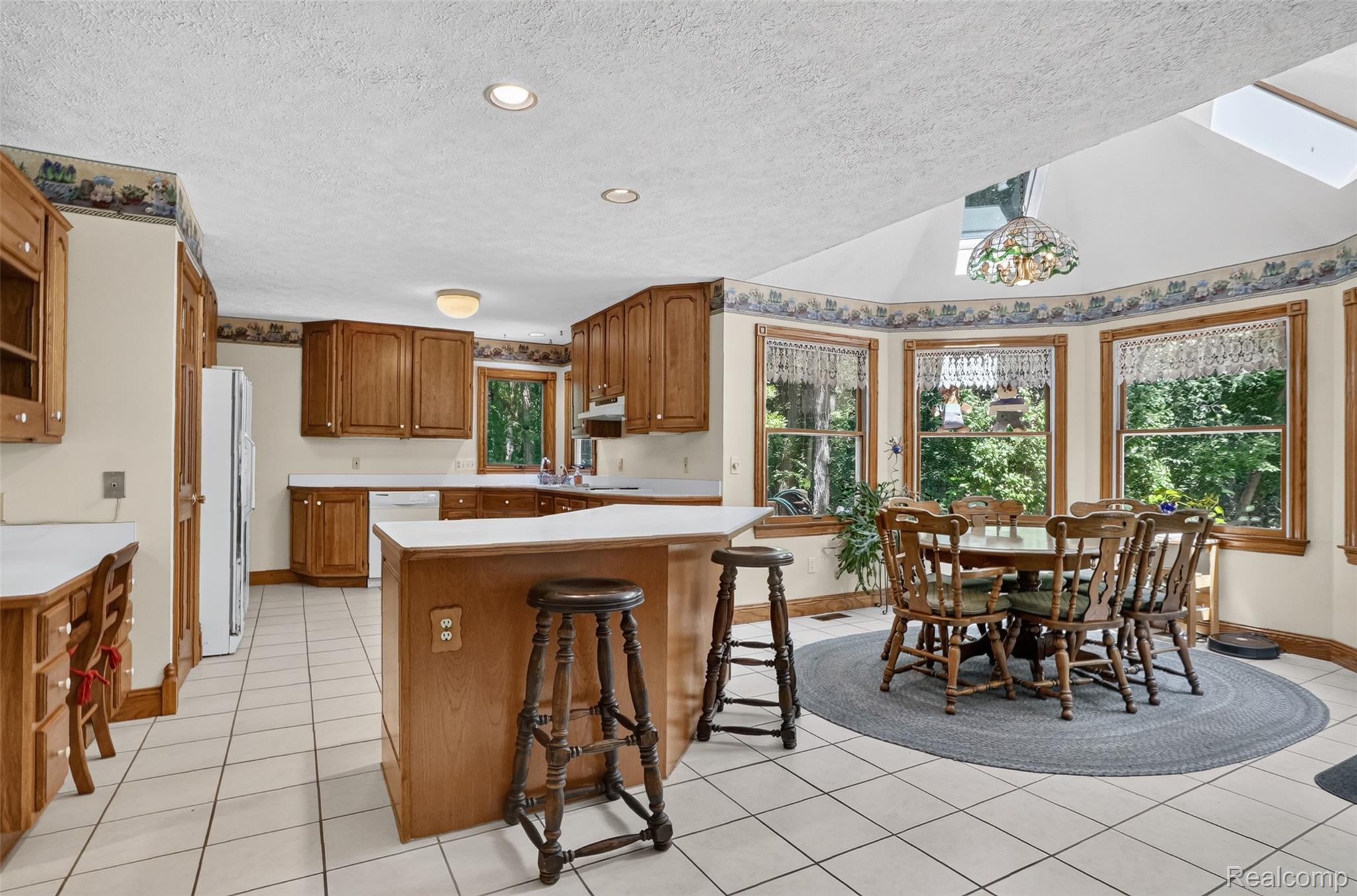 1919 Fox Ridge Drive Howell, MI 48843 - Photo 9 of 42 DSC09606.jpg