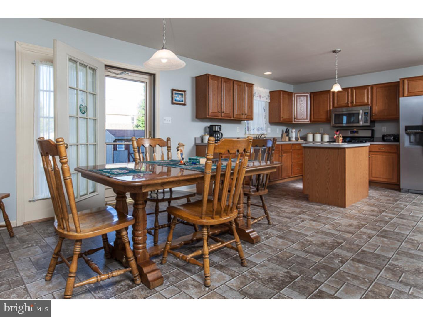 115 Running Creek Drive Sinking Spring, PA 19608 - Photo 4 of 18 Gallery Image 4