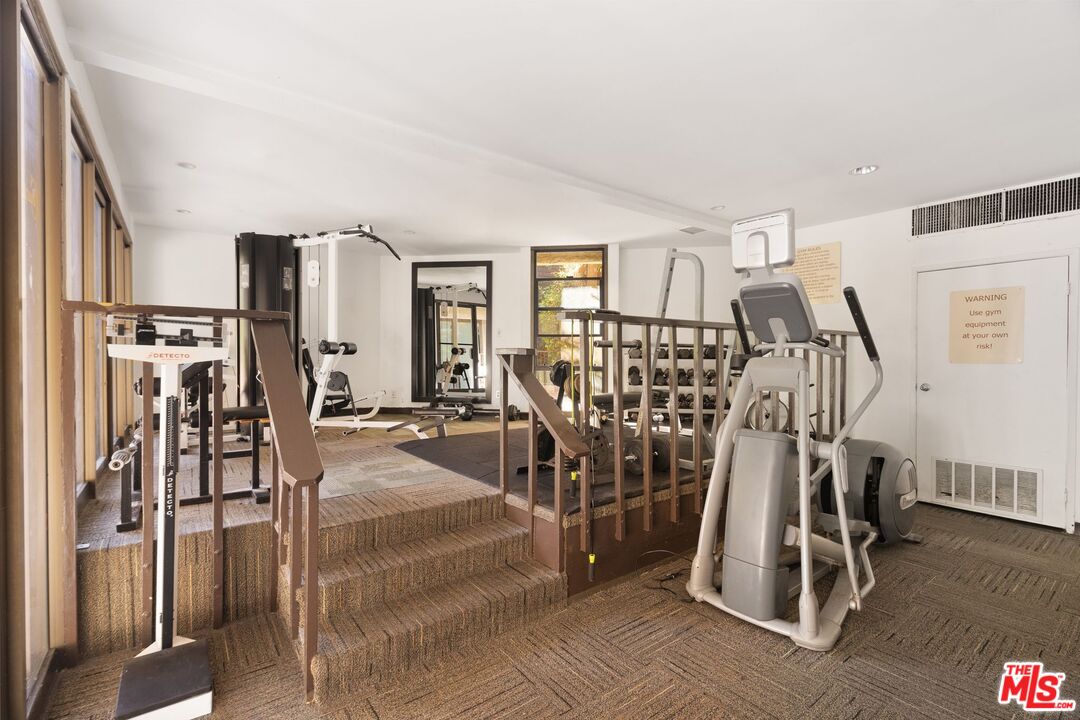 950 North Kings Road, Unit 341 West Hollywood, CA 90069 - Photo 18 of 22