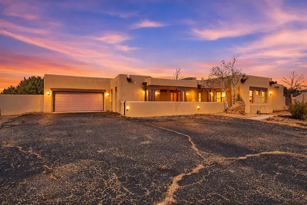 $739,900 | 51 Rito Guicu, Santa Fe, NM 87507