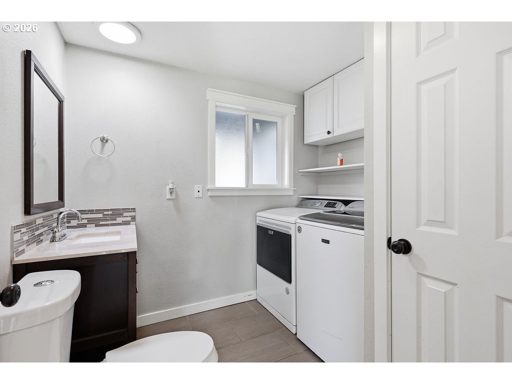 753 64th Street Springfield, OR 97478 - Photo 12 of 36