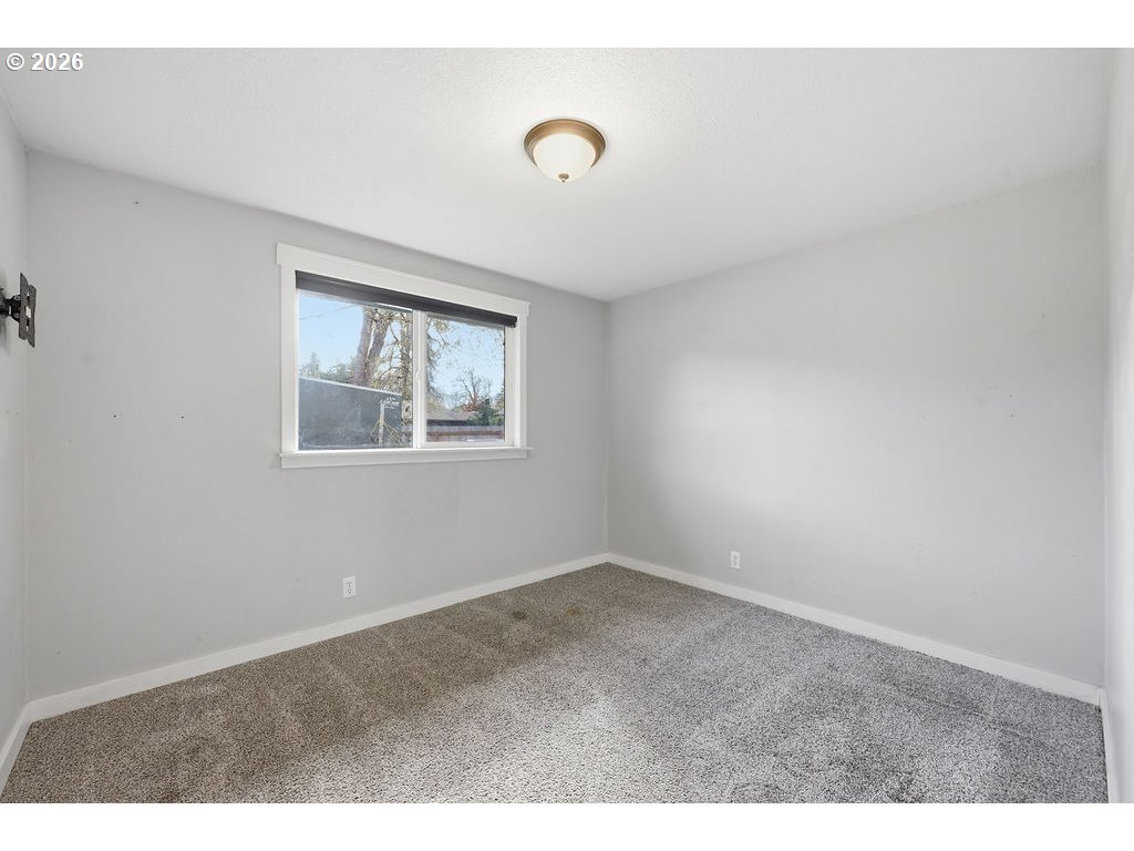 753 64th Street Springfield, OR 97478 - Photo 22 of 36