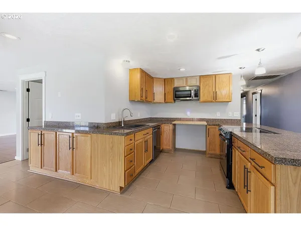 $499,500 | 753 64th Street, Springfield, OR 97478