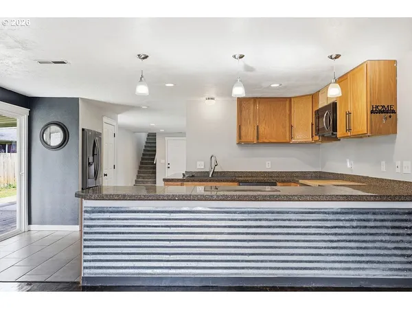 $499,500 | 753 64th Street, Springfield, OR 97478