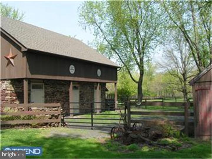 313 Fretz Road Perkasie, PA 18944 - Photo 12 of 21