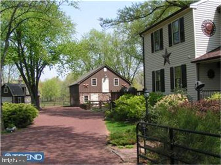 313 Fretz Road Perkasie, PA 18944 - Photo 3 of 21