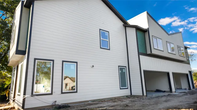 $2,400 | 1313 Knight Street, Unit 1, Houston, TX 77022