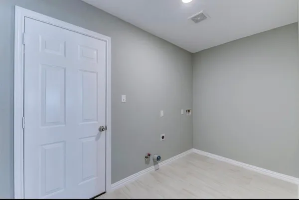 $1,900 | 5824 Glen Lee Drive, Houston, TX 77396