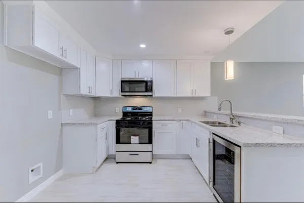 $1,900 | 5824 Glen Lee Drive, Houston, TX 77396