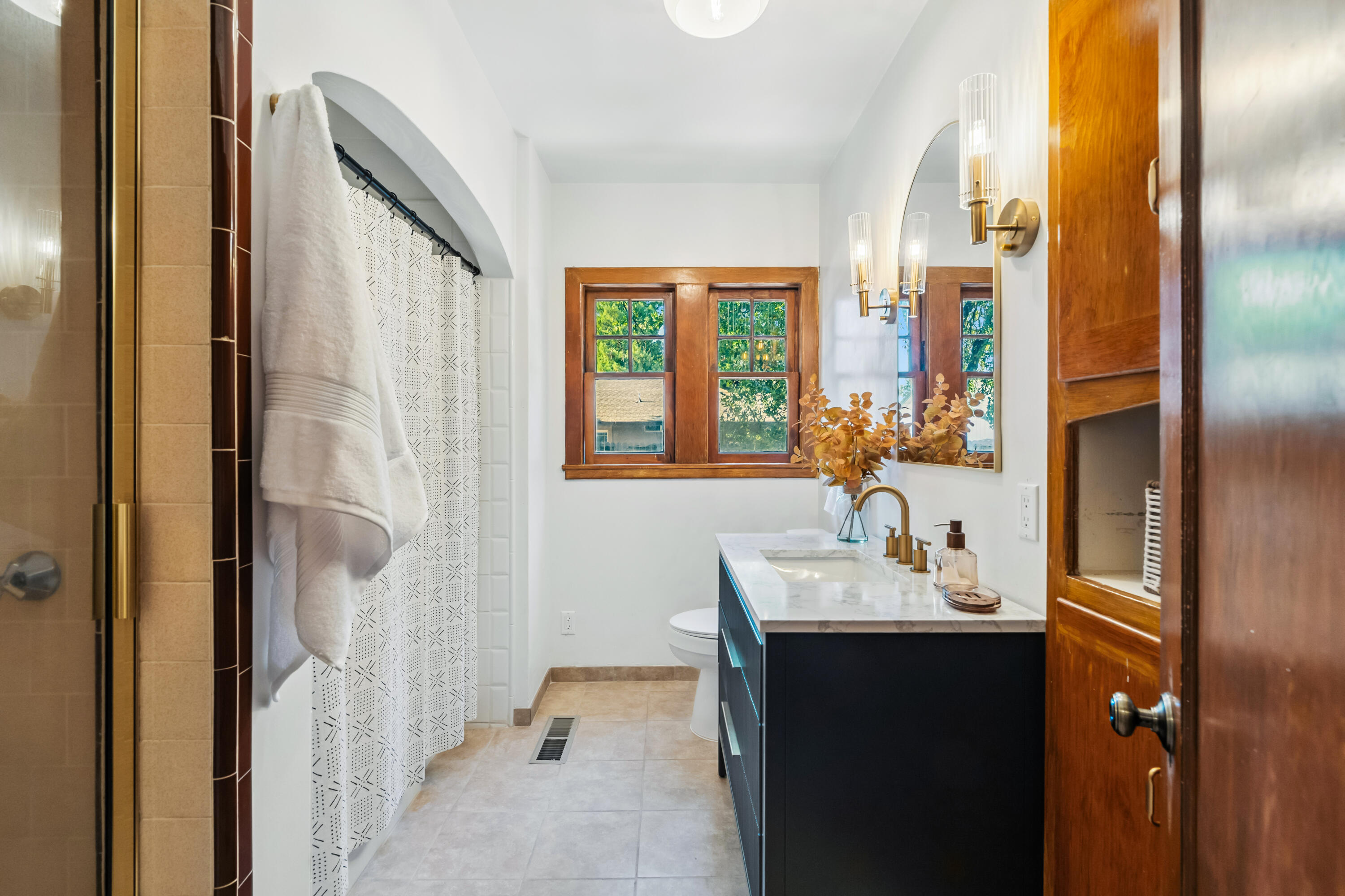 1941 Canby Road Redding, CA 96002 - Photo 26 of 61 Canby-06868