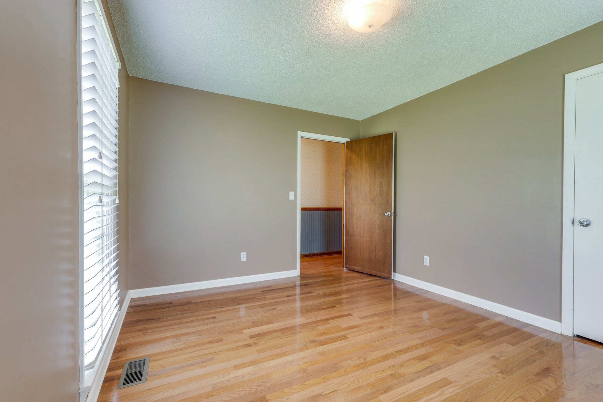 1087 Charley Davis Road Goodspring, TN 38460 - Photo 27 of 80 a view of an empty room and window