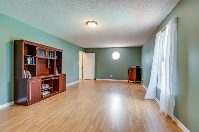 $669,000 | 1087 Charley Davis Road, Goodspring, TN 38460