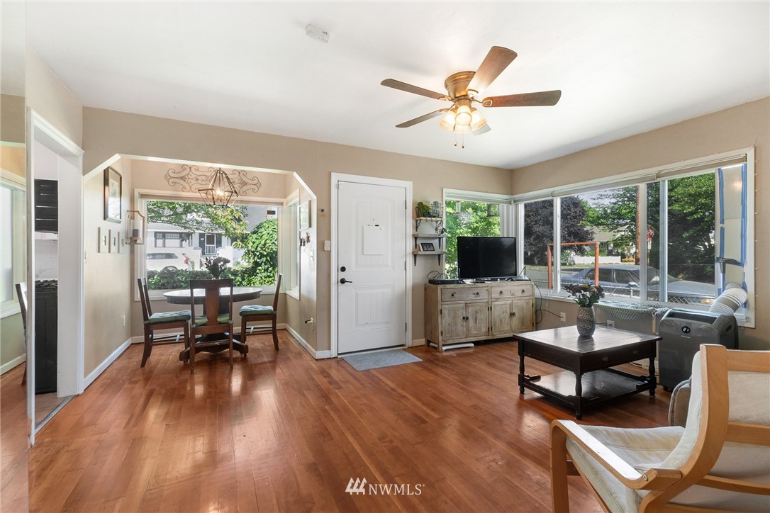 450 Williams Avenue North Renton, WA 98057 - Photo 4 of 18 Gallery Image 4
