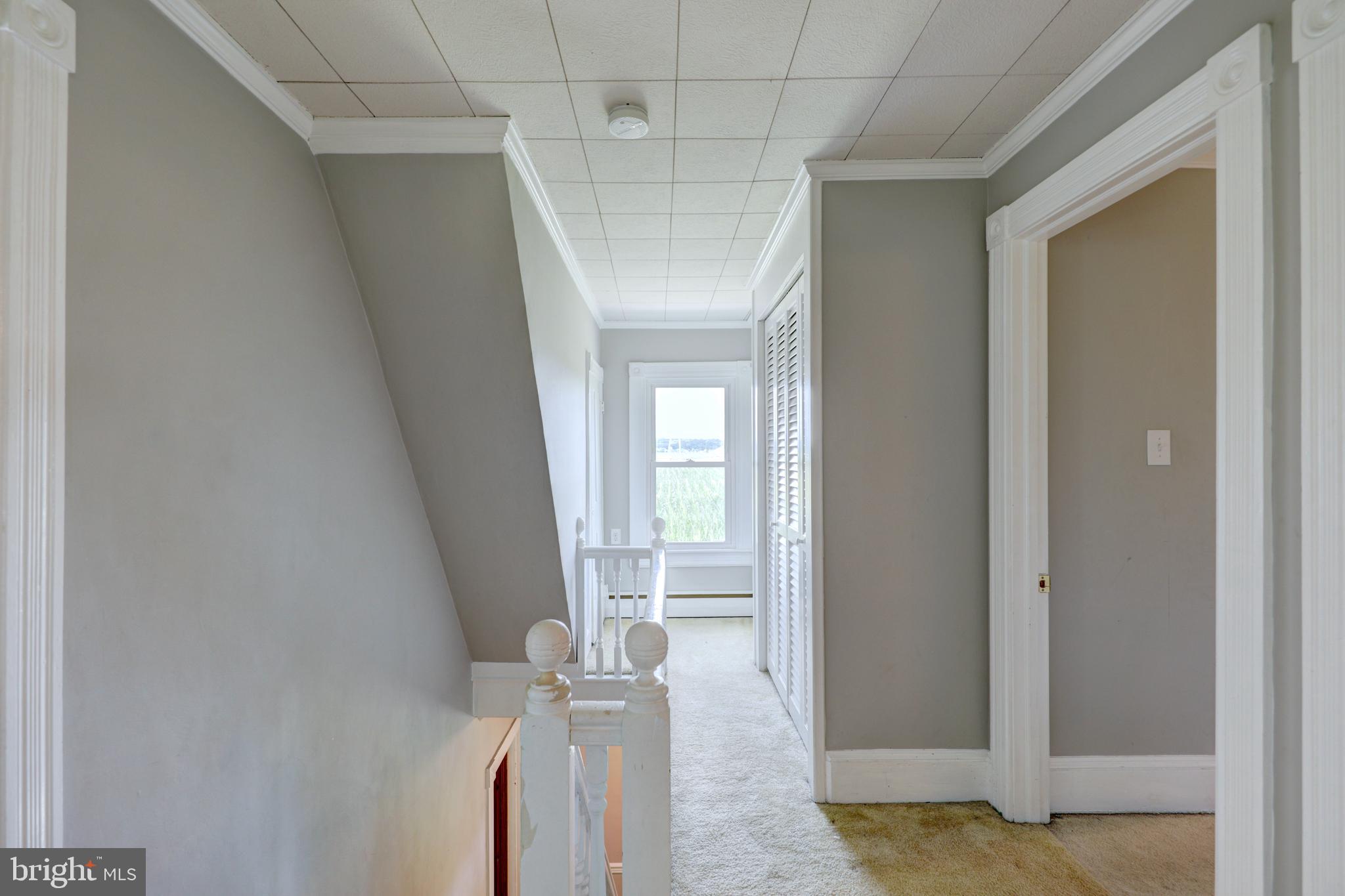 31767 East Line Road Delmar, MD 21875 - Photo 26 of 50 Upstairs hallway