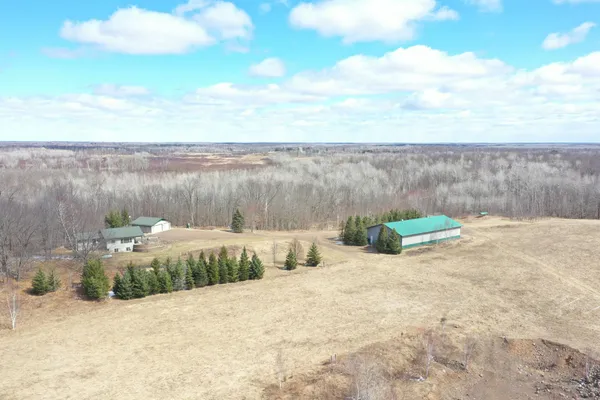 $1,150,000 | 41273 Swede Alley, Hinckley, MN 55037