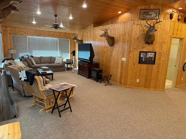 $1,150,000 | 41273 Swede Alley, Hinckley, MN 55037