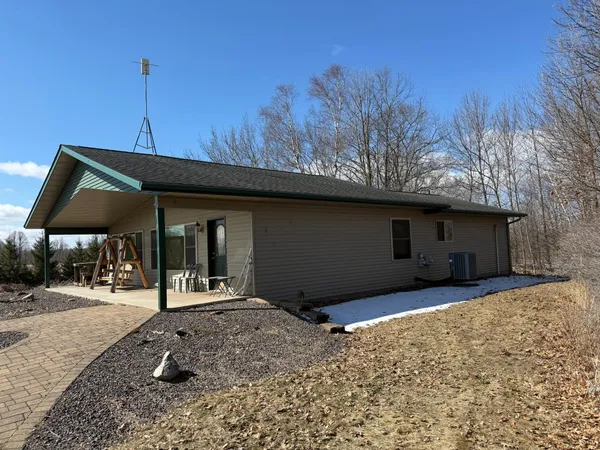 $1,150,000 | 41273 Swede Alley, Hinckley, MN 55037
