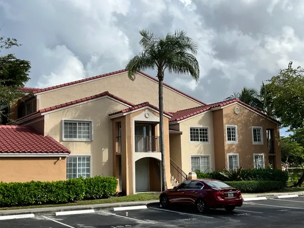 $1,950 | 2041 Renaissance Boulevard, Unit 207, Miramar, FL 33025