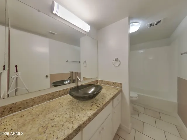 $1,869 | 13605 North 24th Avenue, Phoenix, AZ 85029