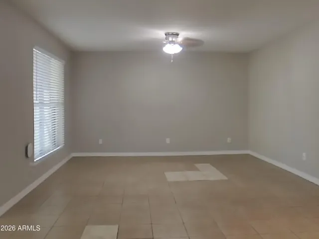 $1,869 | 13605 North 24th Avenue, Phoenix, AZ 85029