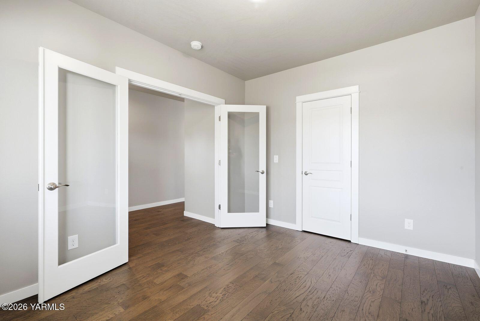 7901 West Whatcom Avenue Yakima, WA 98903 - Photo 5 of 33 Front Office or 5th Bedroom