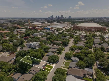 an aerial view of multiple house
