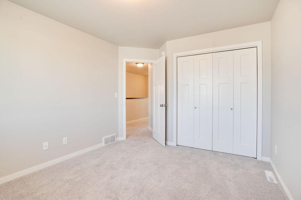 6797 28th Street South Fargo, ND 58104 - Photo 27 of 36