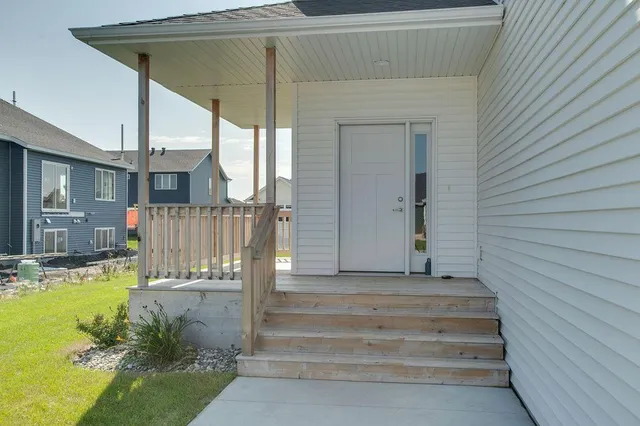 $434,900 | 6797 28th Street South, Fargo, ND 58104