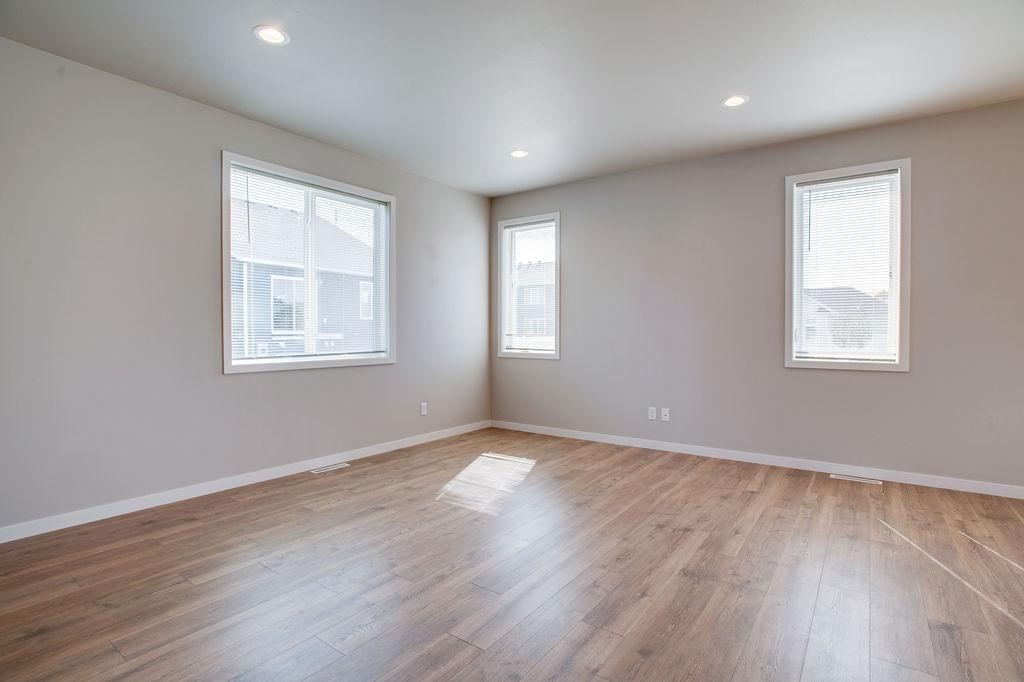 6797 28th Street South Fargo, ND 58104 - Photo 8 of 36