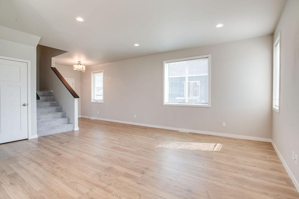 6797 28th Street South Fargo, ND 58104 - Photo 9 of 36