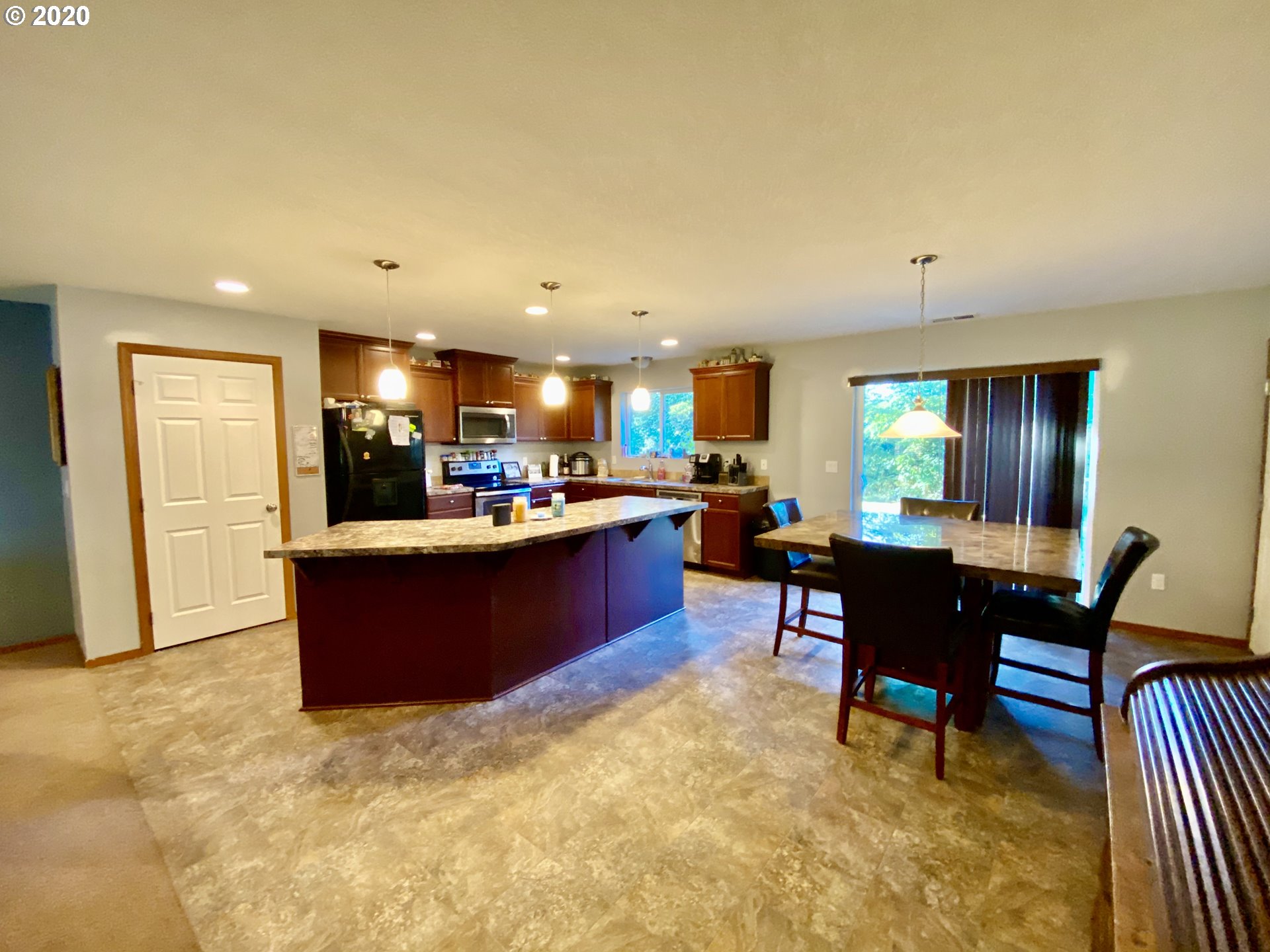 10073 Friendly Acres Road Southeast Aumsville, OR 97325 - Photo 10 of 32 Gallery Image 10