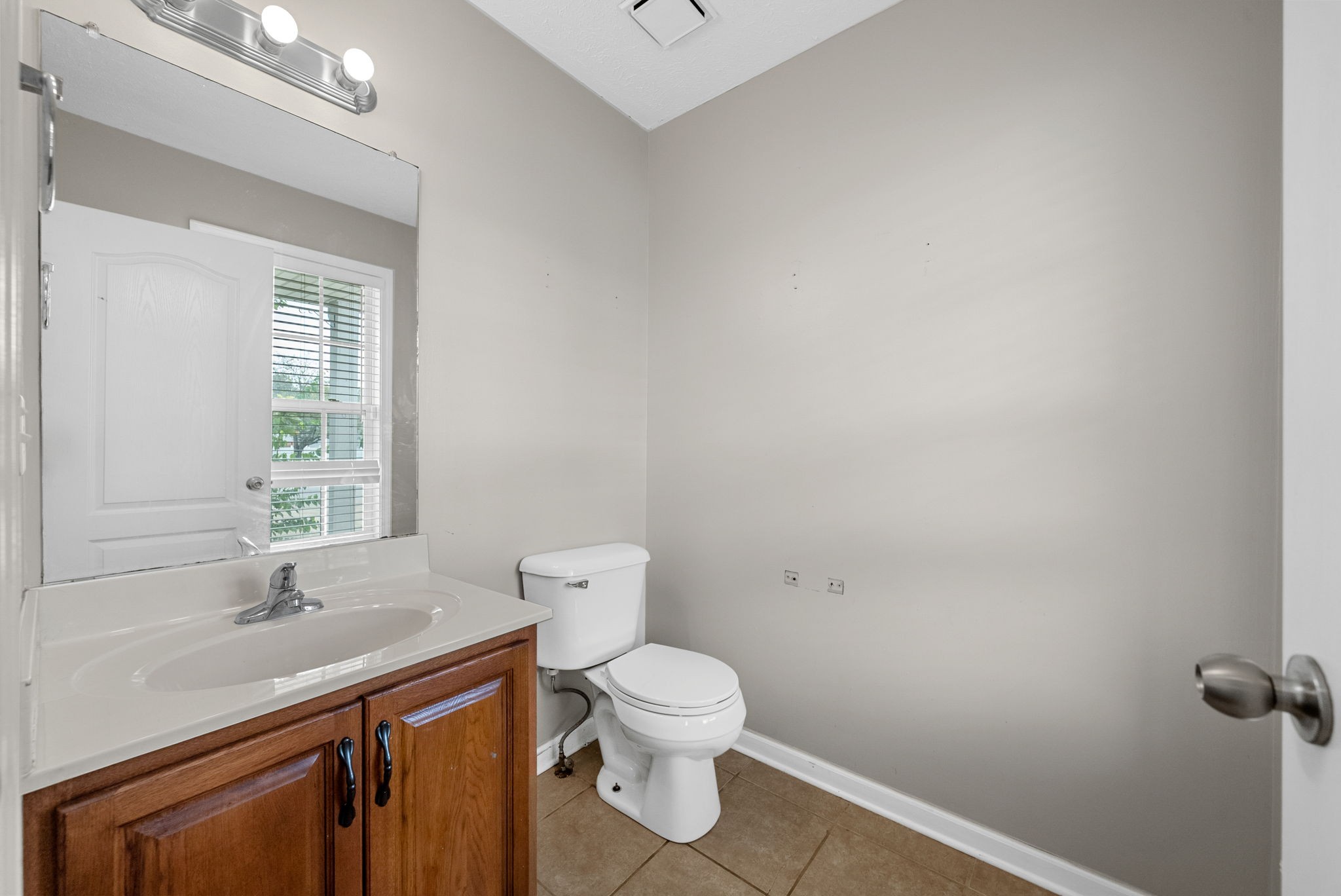 2804 Ridgepole Drive Clarksville, TN 37040 - Photo 17 of 33 Gallery Image 17