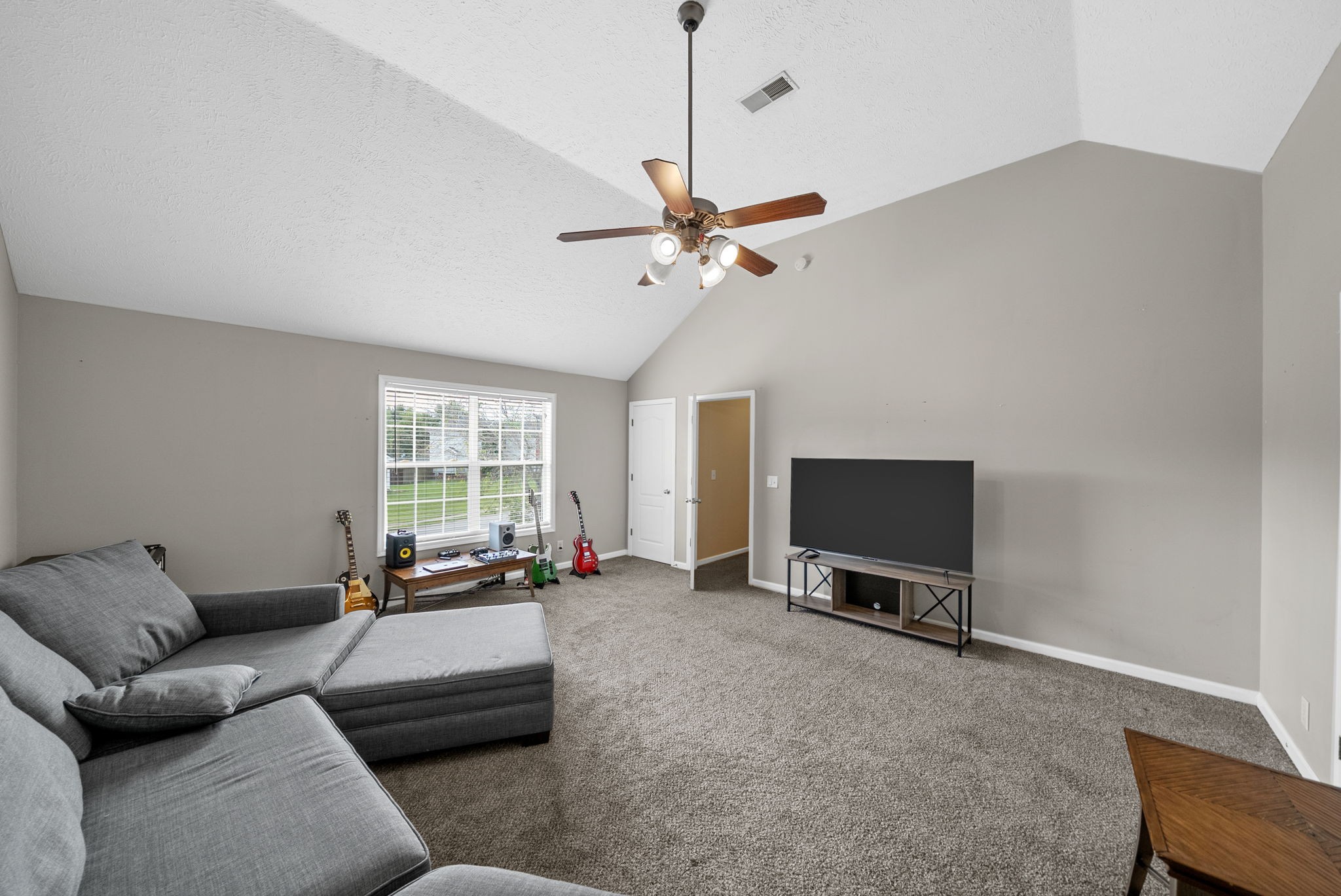 2804 Ridgepole Drive Clarksville, TN 37040 - Photo 22 of 33 Gallery Image 22
