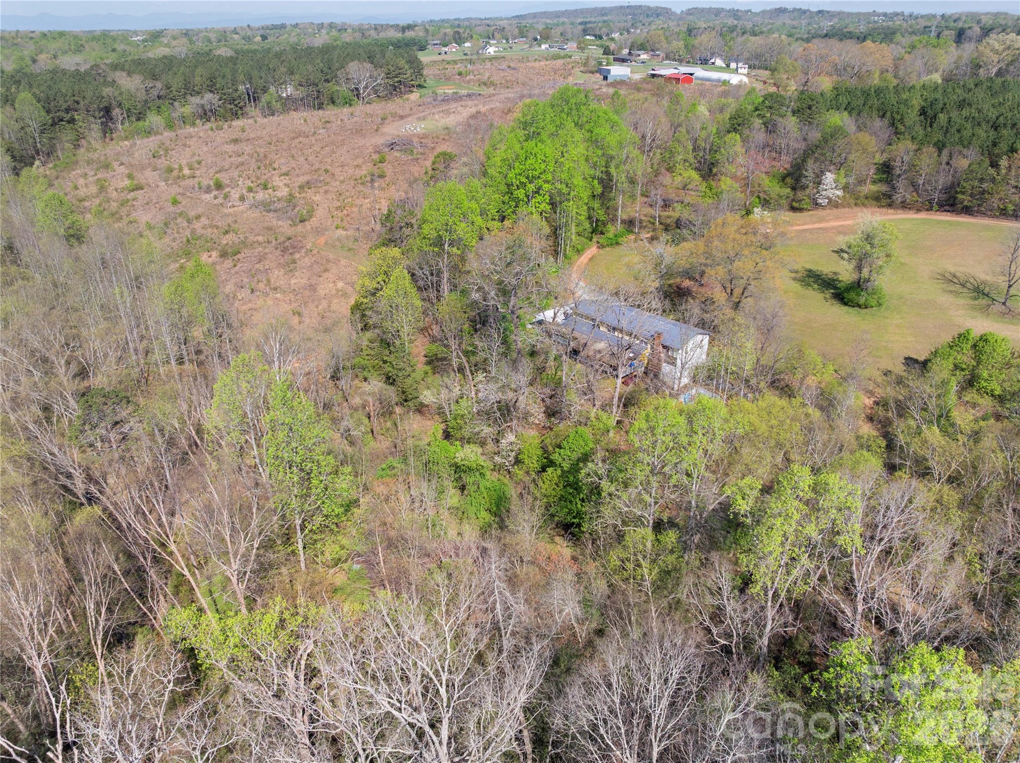 4675 Hickory Nut Ridge Road Granite Falls, NC 28630 - Photo 11 of 14 Gallery Image 11