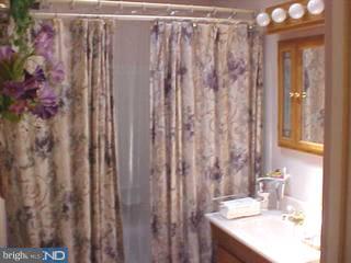 314 Maypole Road Upper Darby, PA 19082 - Photo 6 of 6