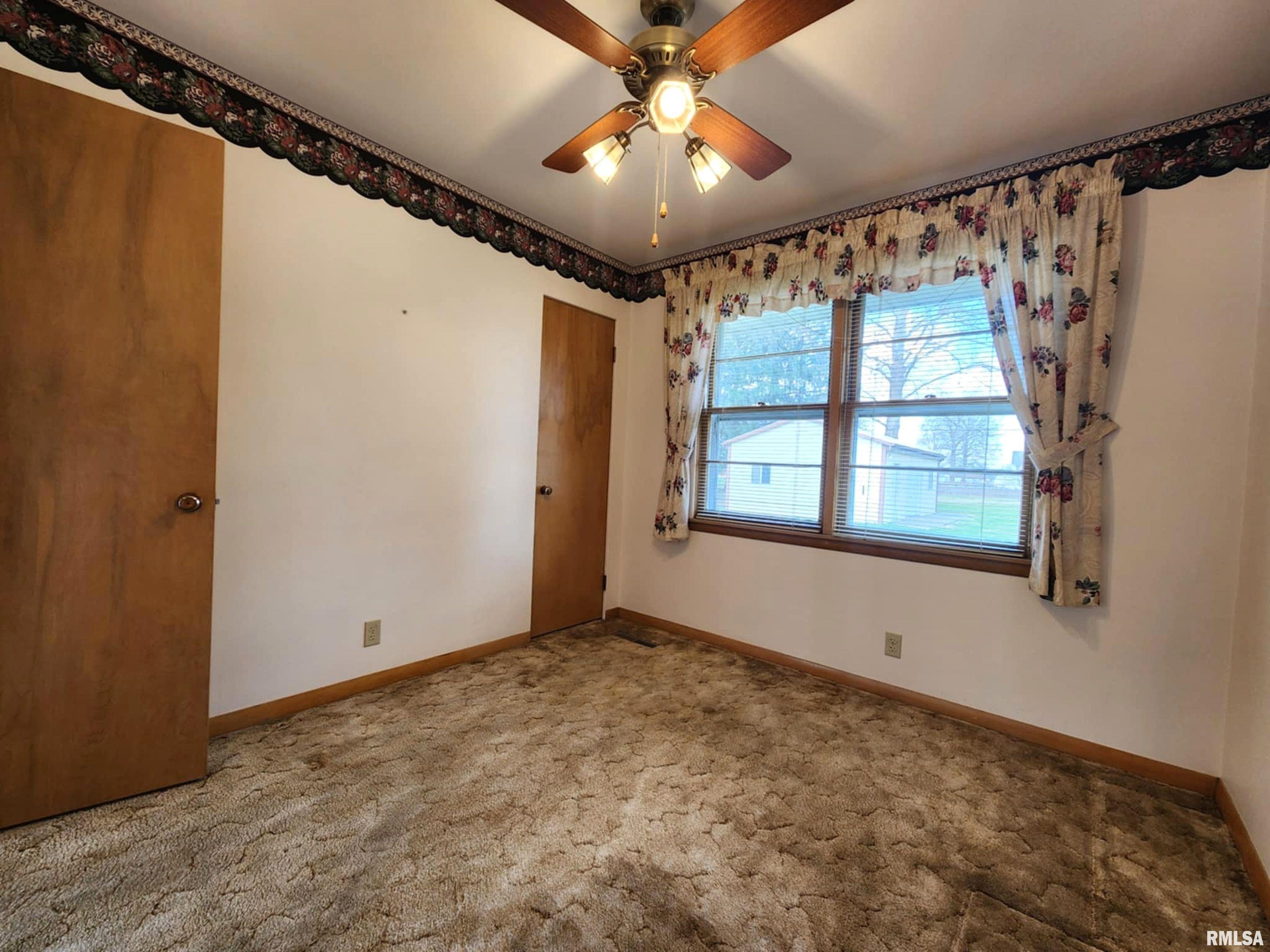 1615 Highland Lane Quincy, IL 62305 - Photo 17 of 38