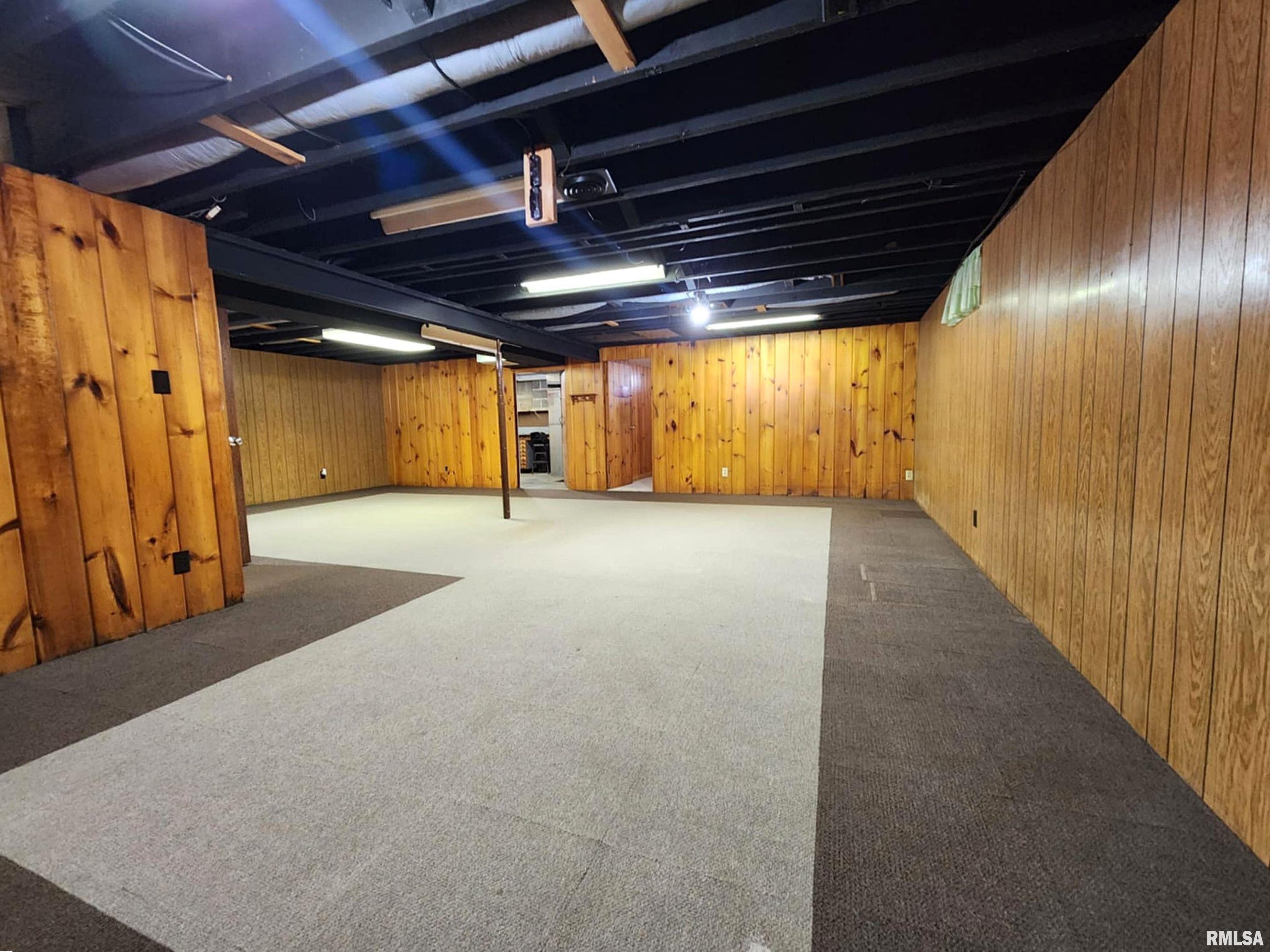 1615 Highland Lane Quincy, IL 62305 - Photo 20 of 38