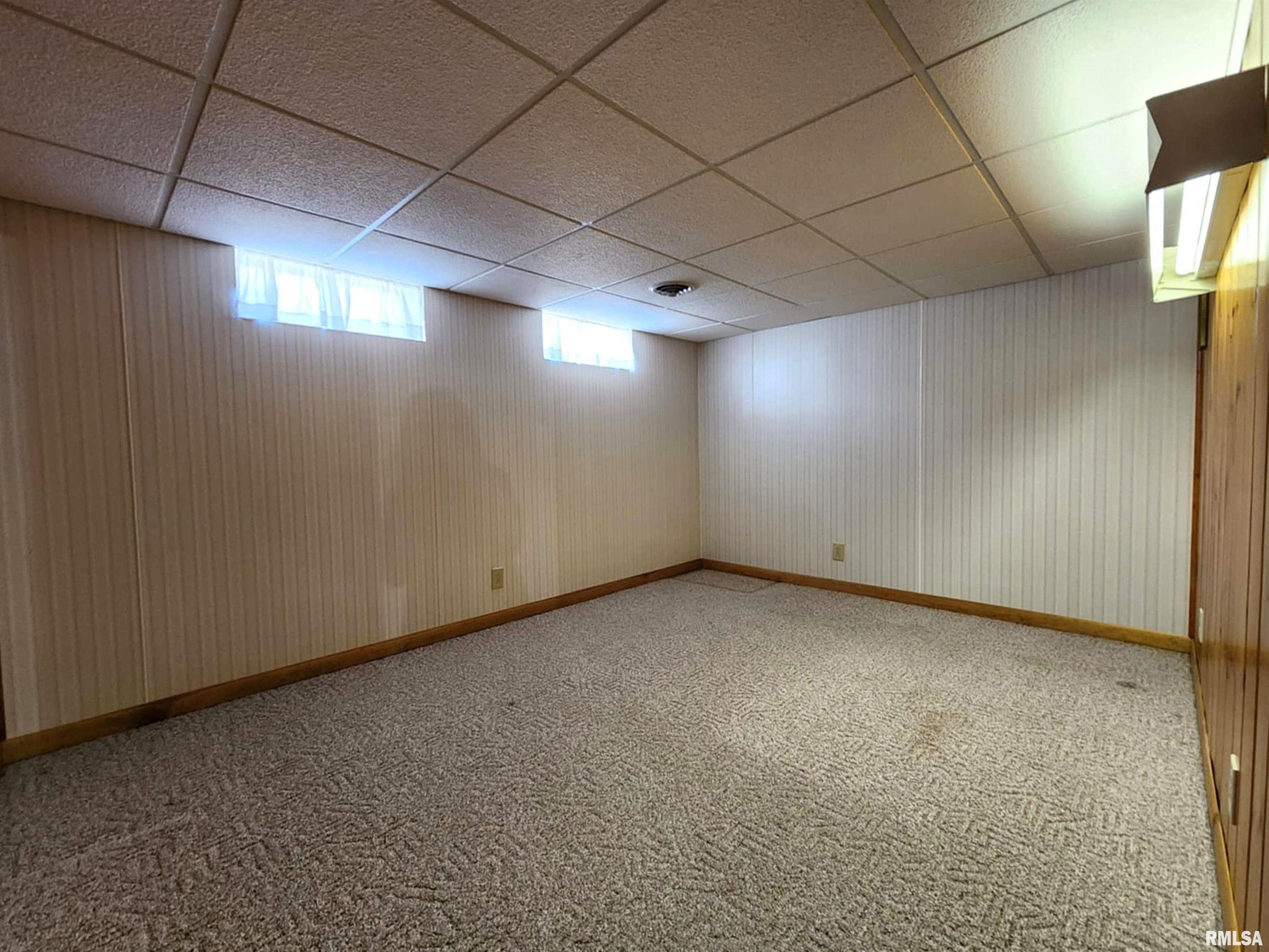 1615 Highland Lane Quincy, IL 62305 - Photo 22 of 38