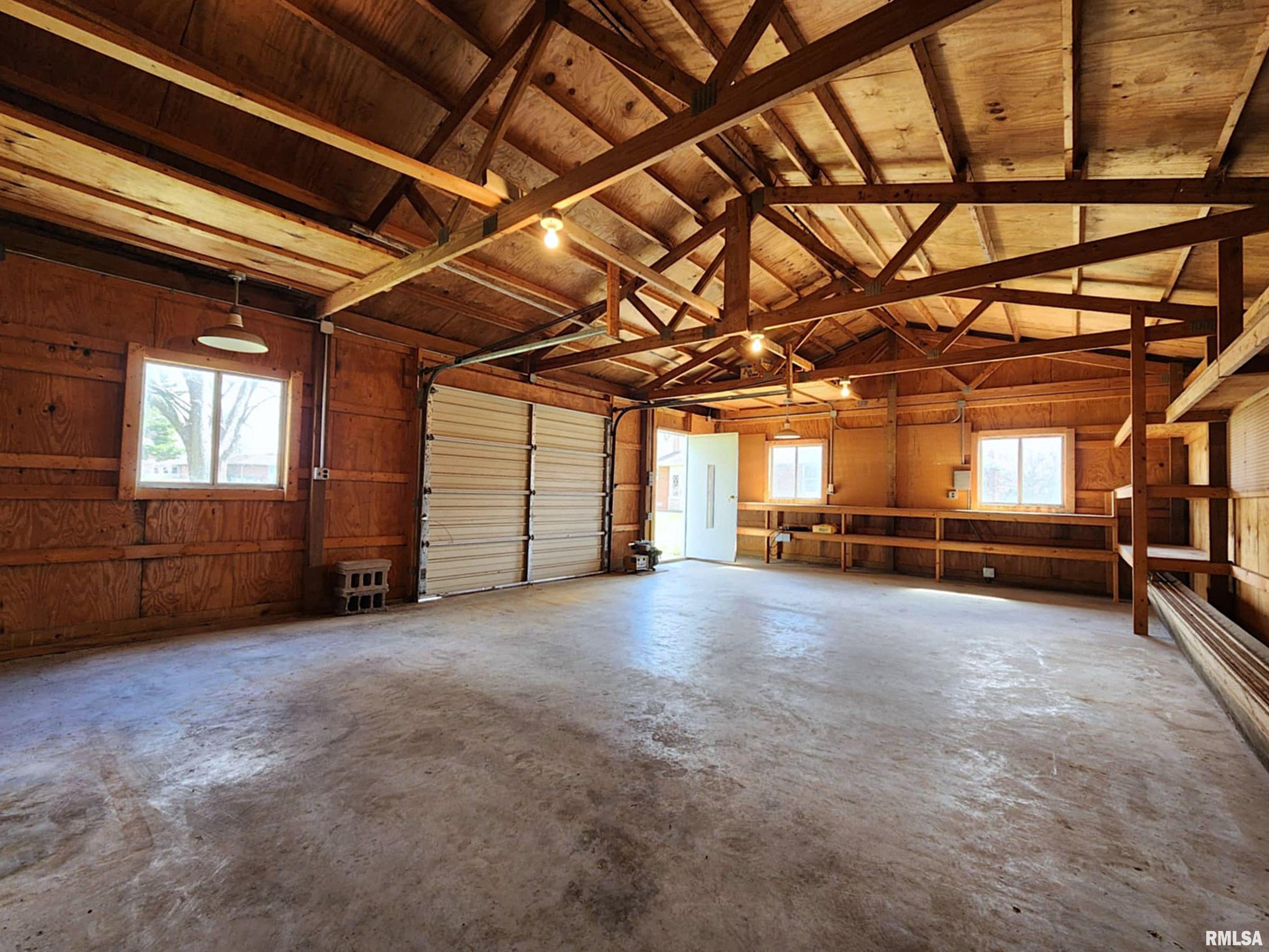 1615 Highland Lane Quincy, IL 62305 - Photo 31 of 38