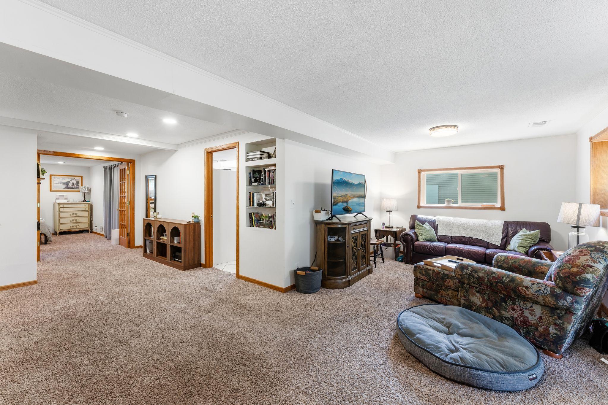 16320 Lake Ridge Drive Maple Grove, MN 55311 - Photo 15 of 23